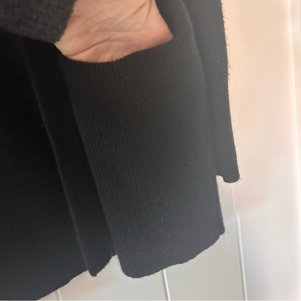 Vince. 100% Cashmere Open-Front Cardigan - Picture 10 of 11